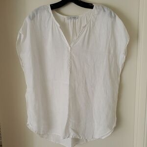 Cut Loose Linen Top